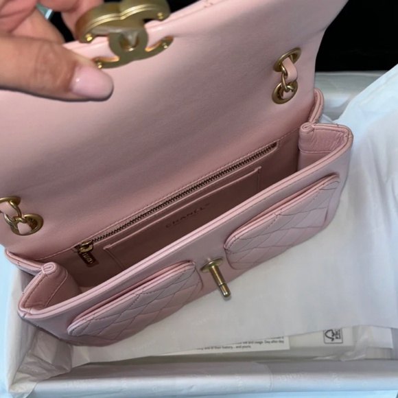 Authentic Chanel Small Double Pocket Flap Bag - Picture 3 of 11